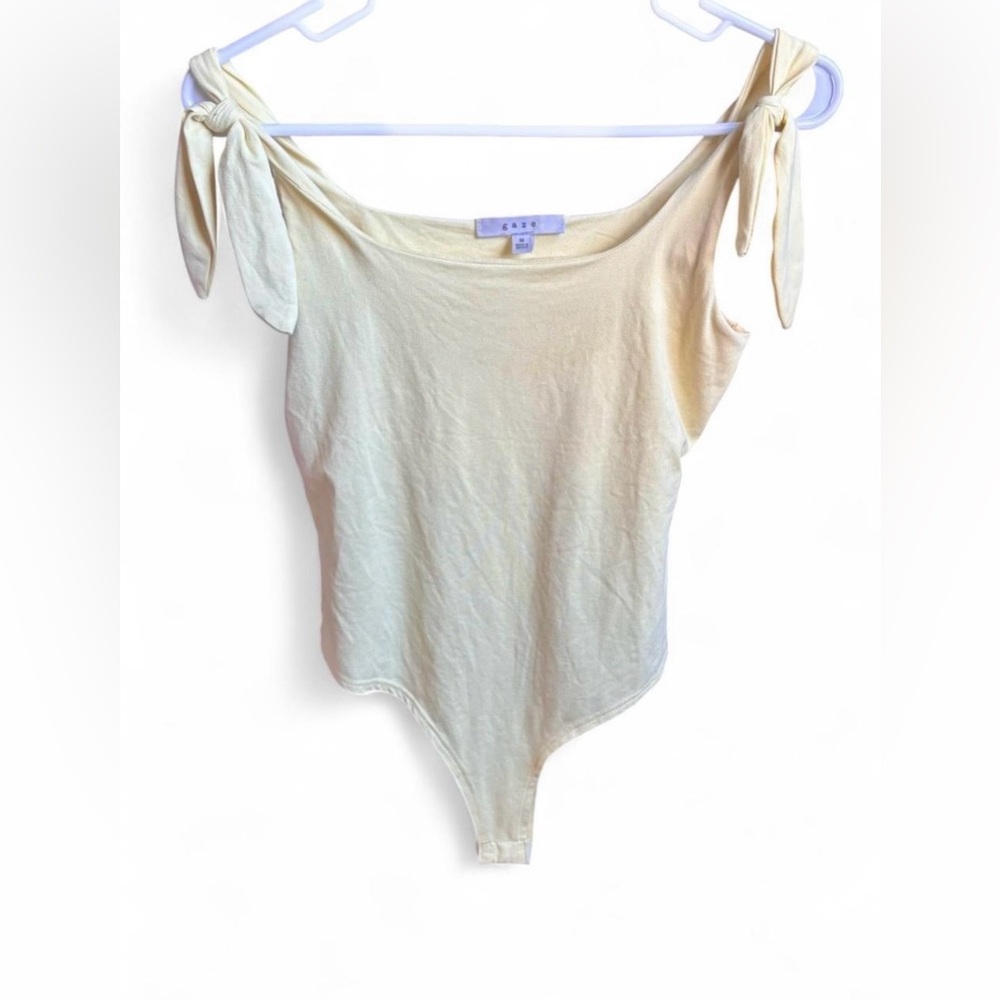 (3 for $30) Gaze Butter Yellow Off-Shoulder Bodysuit Size M